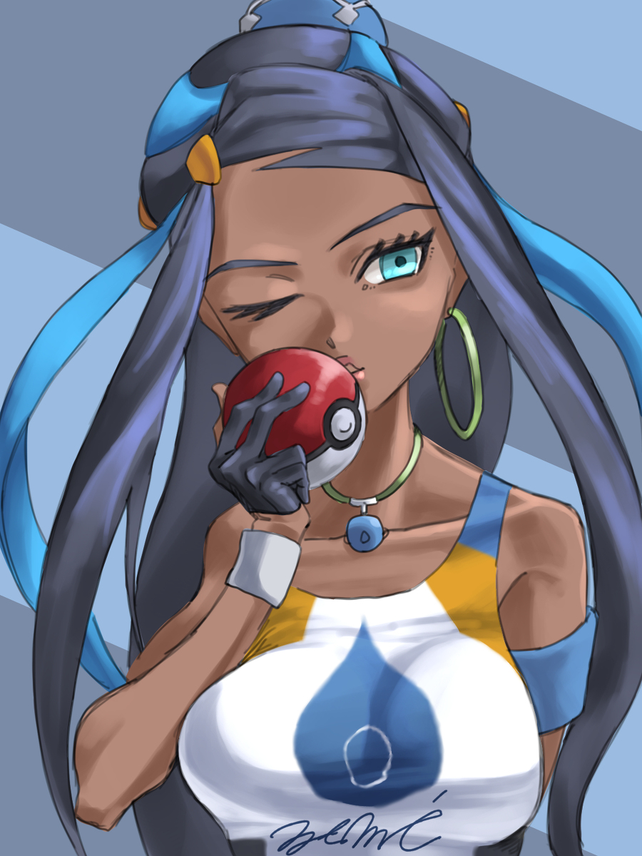 るりなさん #ルリナ https://t.co/cYrLnYByYA 