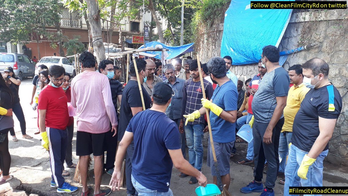 CleanFilmcityRd's tweet photo. Residents of FilmCity Road taking matters into their own hands, literally! Our first citizen organised cleanup drive, many more to follow. Any help from administration will be much appreciated #SwacchBharat #FilmcityRoadCleanup @mybmcWardPS @mybmc @Dev_Fadnavis @narendramodi https://t.co/nmgvX8SK1N