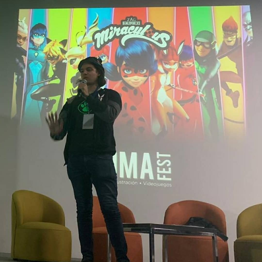 Miracul67837504's tweet photo. #miraculer #miraculous #miraculousladybug #miraculous🐞❤️🐱 #miraculous🐞 #miraculous🐞🐱🦊🐢🐝🐶🐍🐇🦋🦃 #miraculous🐞🐾 #miraculous🐞🐞🐞 #beatiful #ladybug #catnoir #renarouge #queenbee #viperion #caparazon #monkey #pegaso #vanisher #dragon #lepidoptero #hawkmoth https://t.co/XBpt2J7lFn