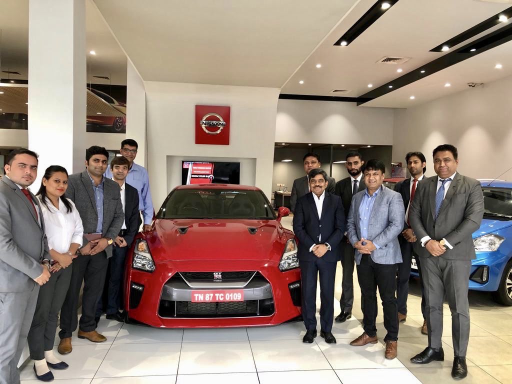 Field Day! In company of Team Neo Nissan at Noida & the sporty Nisaan GT-R. #nissan #NissanGTR #nissanmotorindia #car #auto #automobile #sportscar #gtr #power #team #market #challenge #success #technology #luxury #lifestyle #style #design