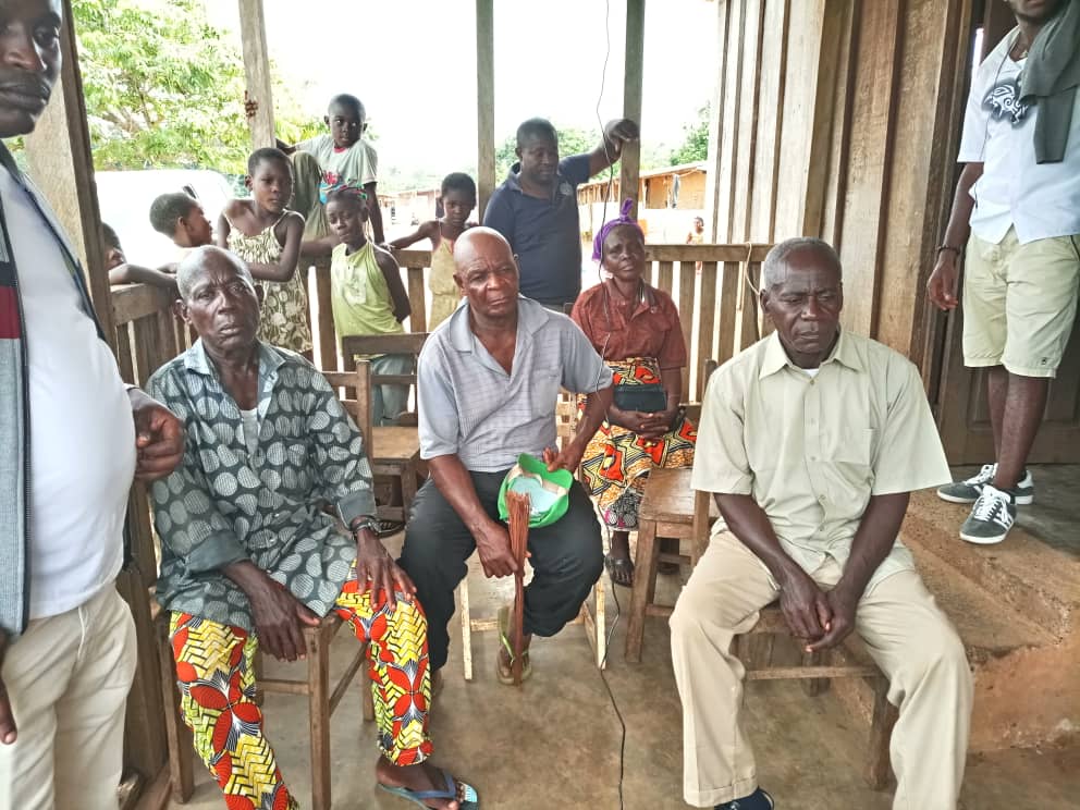 Solarboxgabon's tweet photo. Notre vocation ⚡️☀️
Ces sourires 🖥
Mbounga Haut-Ogooué G2 ✅
Gabon 🇬🇦
#SolarBoxGabon vous souhaite bon dimanche https://t.co/QQAWr3lhlN