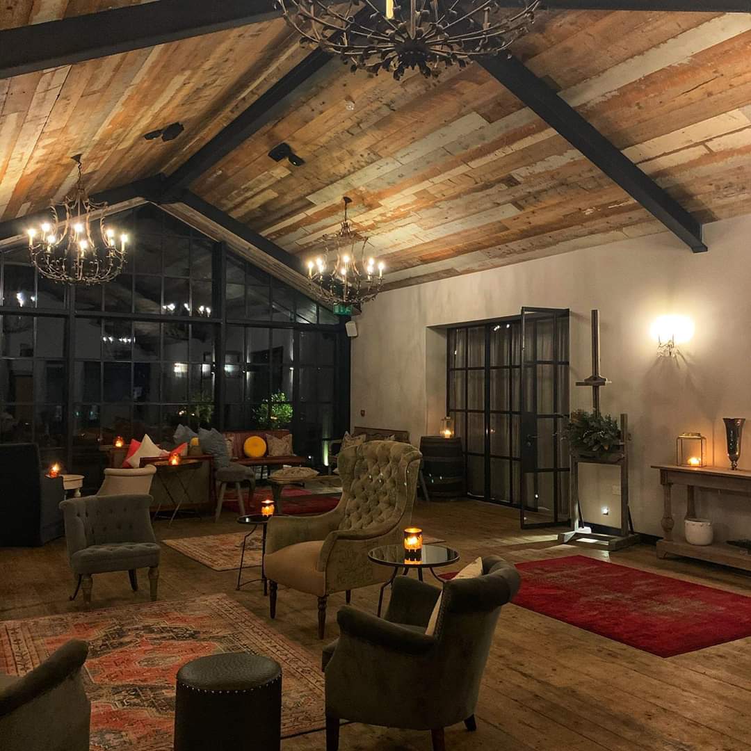 Botley Hill Barn tweet media