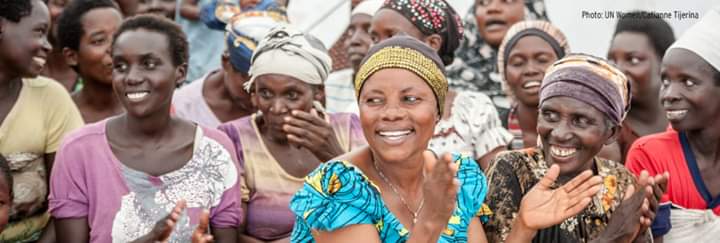 Badciss's tweet photo. 'Les femmes dépensent 90% de leurs revenus pour leurs familles contre 40% pour les hommes ." #ONUFemme.

Maquis, bars, tchiza et au très absorbent un ne bonne partie. https://t.co/ybJvxDkIhX