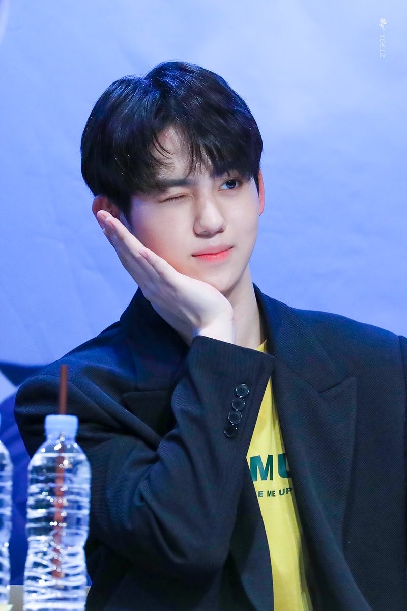 YS612_YS's tweet photo. 191124 디떱 팬싸 

@Woollim_rookie #DWMU
#울림 #황윤성 #HWANGYUNSEONG https://t.co/P1jnSRc9rC