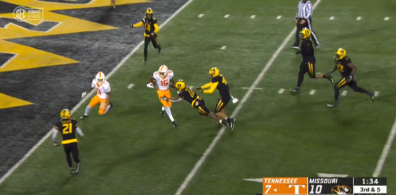 On his touchdown in the second quarter to give UT the lead, Jennings makes two defenders miss three times. He jukes and swipes away defender No. 1, makes defender No. 2 miss in the open field and then makes defender No. 1 miss a second time before diving into the end zone.