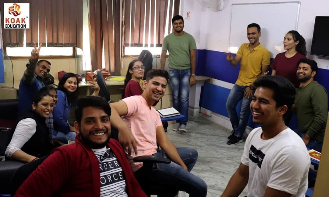 We feel ecstatic whenever we see such smiling faces of learners. It becomes more significant when it happens at KOAK Education. 

#koakeducation #happyfaces #learnandgrow #spokenenglish #learnenglish #businessenglish #skilldevelopment #placementpreparation #interviewpreparation
