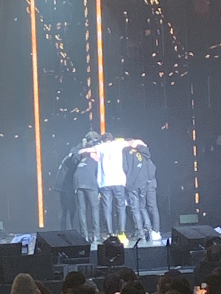 울지마 애들아 우리 스키즈 잘 하고 있어