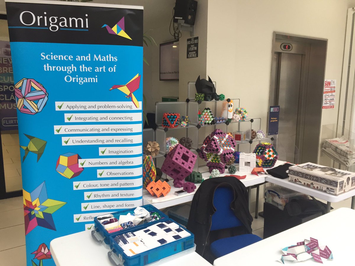 birdsgalway's tweet image. All set for for 7 hours of folding #NUIG
 #GalwayScience &amp;amp; Technology Festival.  
@galwaysciencefestival 
#BelieveInScience #scienceweek #exhibition
@bwscience @sciencewows @cellexplorers  @nuigalway #engineering #science #technology #ClimateAction #visitgalway #thisisgalway