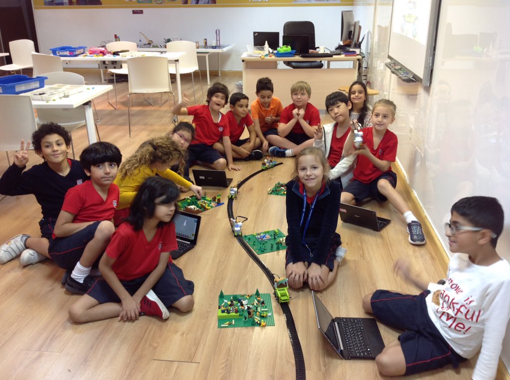 STEM | CAS Dubai tweet media