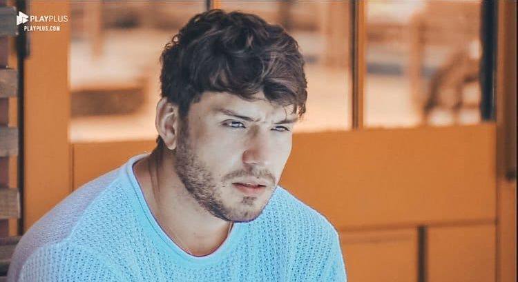 Vocês acham, que o Lucas deve ser expulso? #AFazenda11 

RT - Sim #LucasExpulso 
FAV - Não