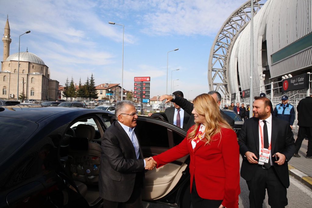 Memduh Büyükkılıç