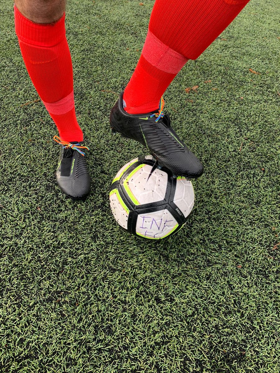 In our last match we decided to support the @stonewalluk by wearing #RainbowLaces and a specially designed Capt armband.   #TeamPride @Armyfa1888 @ArmySportASCB @ArmySportASCB @ArmyLGBT @ArmyInfantryHQ