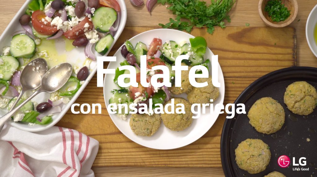 lgespana's tweet photo. Esta semana con #Microcinando te enseñamos a preparar esta deliciosa receta de Falafel de manera saludable, gracias a tu Microondas Grill. ¡No te pierdas todas nuestras recetas! #MicrocinandoconLG Puedes ver la receta aquí:
👉🏻 https://t.co/MF3ntr0kKk https://t.co/WtisAOquHo