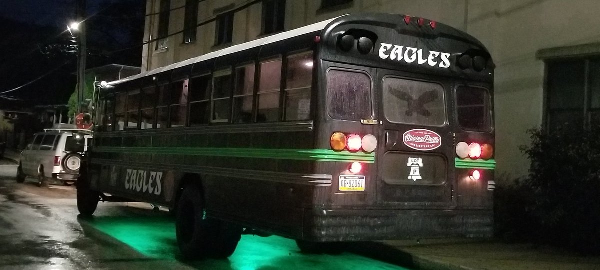 ConshyBakery's tweet photo. You know it's game day when the @Eagles bus pulls up! #SEAvsPHI #Philly #LotP #loadinup #FlyEaglesFly #EaglesEverywhere #gobirds https://t.co/QEOspDBLjp