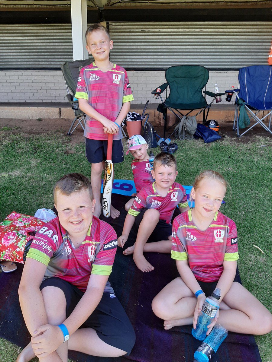 <a href="/vaughnvj/">vaughn van jaarsveld</a> @SpartansMSLT20