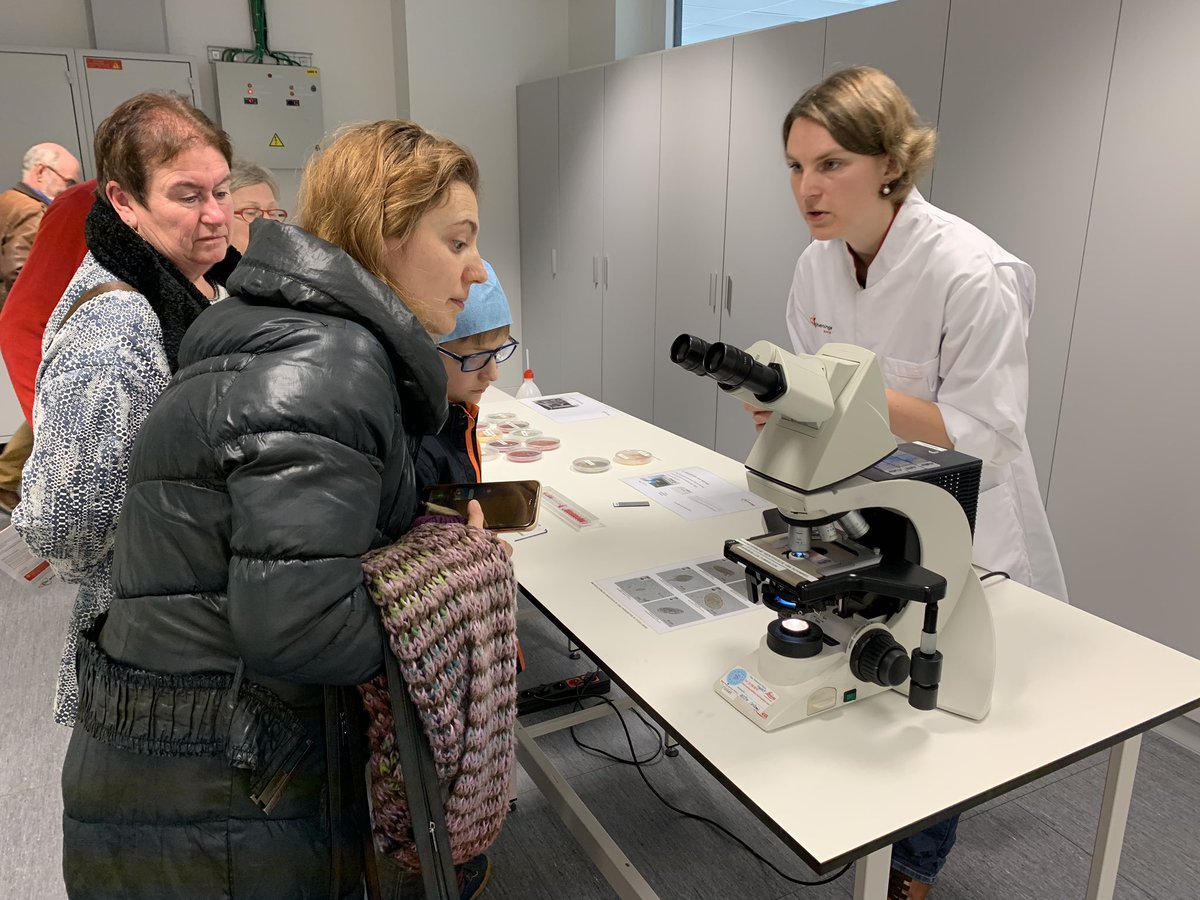 SergeVanderschu's tweet photo. Dag van de wetenschap in az groeninge! #azgroeninge #dvdw2019 https://t.co/7YB4ZCFHRG