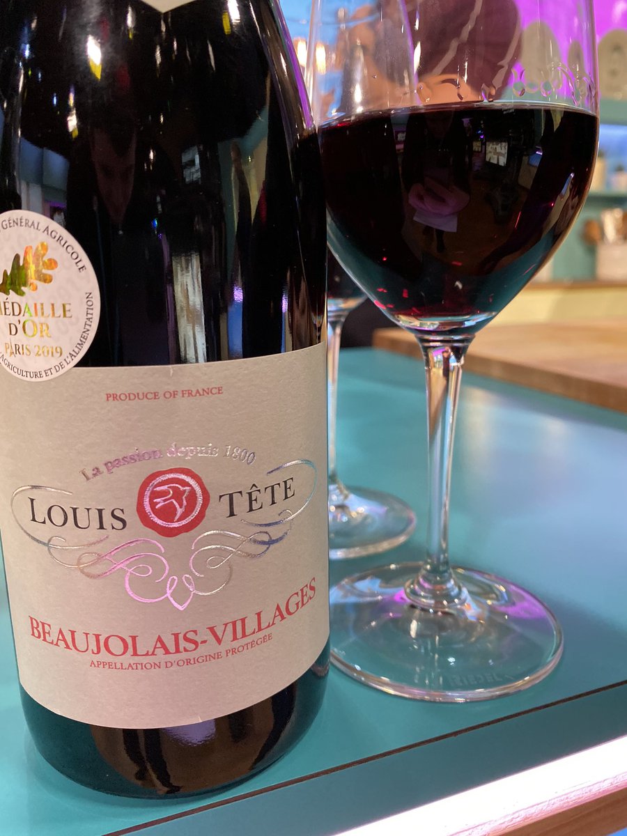 . <a href="/rebeccagibb/">Rebecca’s book Vintage Crime out now!</a> is back! This week, she’s taking us to Beaujolais... Cheers! 🍷 #SundayBrunch