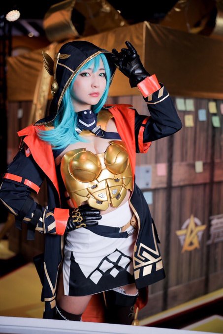 Twitterのコスプレ画像19