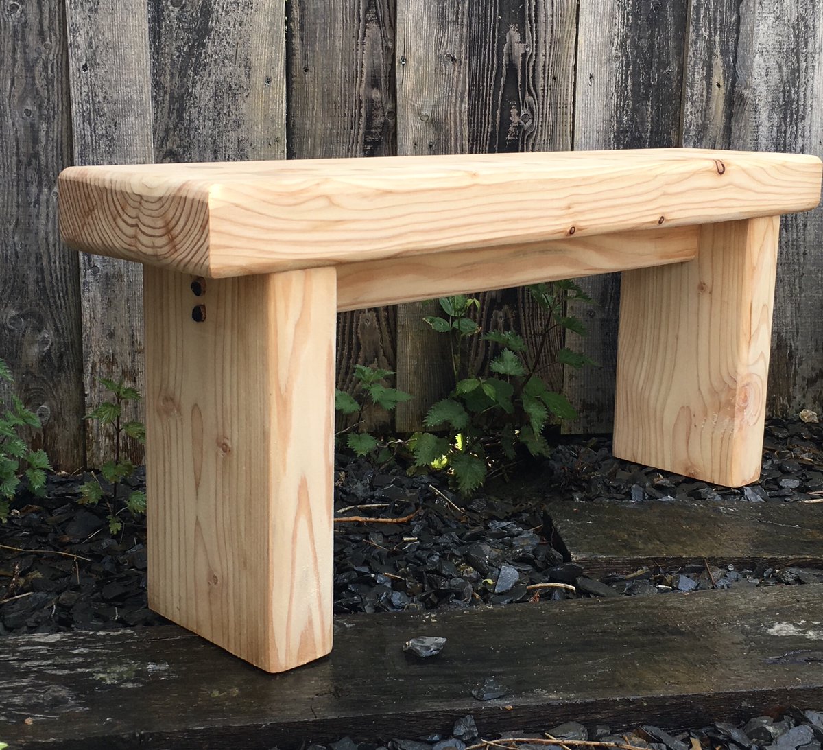 HenBeeGardens's tweet photo. Doglus fir garden bench,  personalised engraving is also available 

https://t.co/P3kKhMKeqg

#SundayMotivation #etsyuk #Christmasshopping #shopindie #shopsmall #giftideas #UKGiftHour #UKGiftAM  #giftfinder #ChrINDIEmas #handmade #handmadegifts #bench #seating #garden https://t.co/dKkcLpNLXr