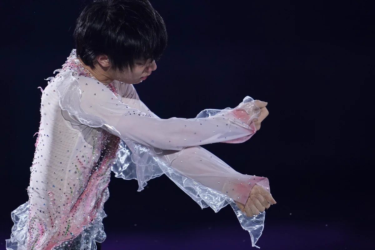 フィギュアスケートNHK杯、羽生結弦選手の「春よ、来い」www見る人の時間を止める