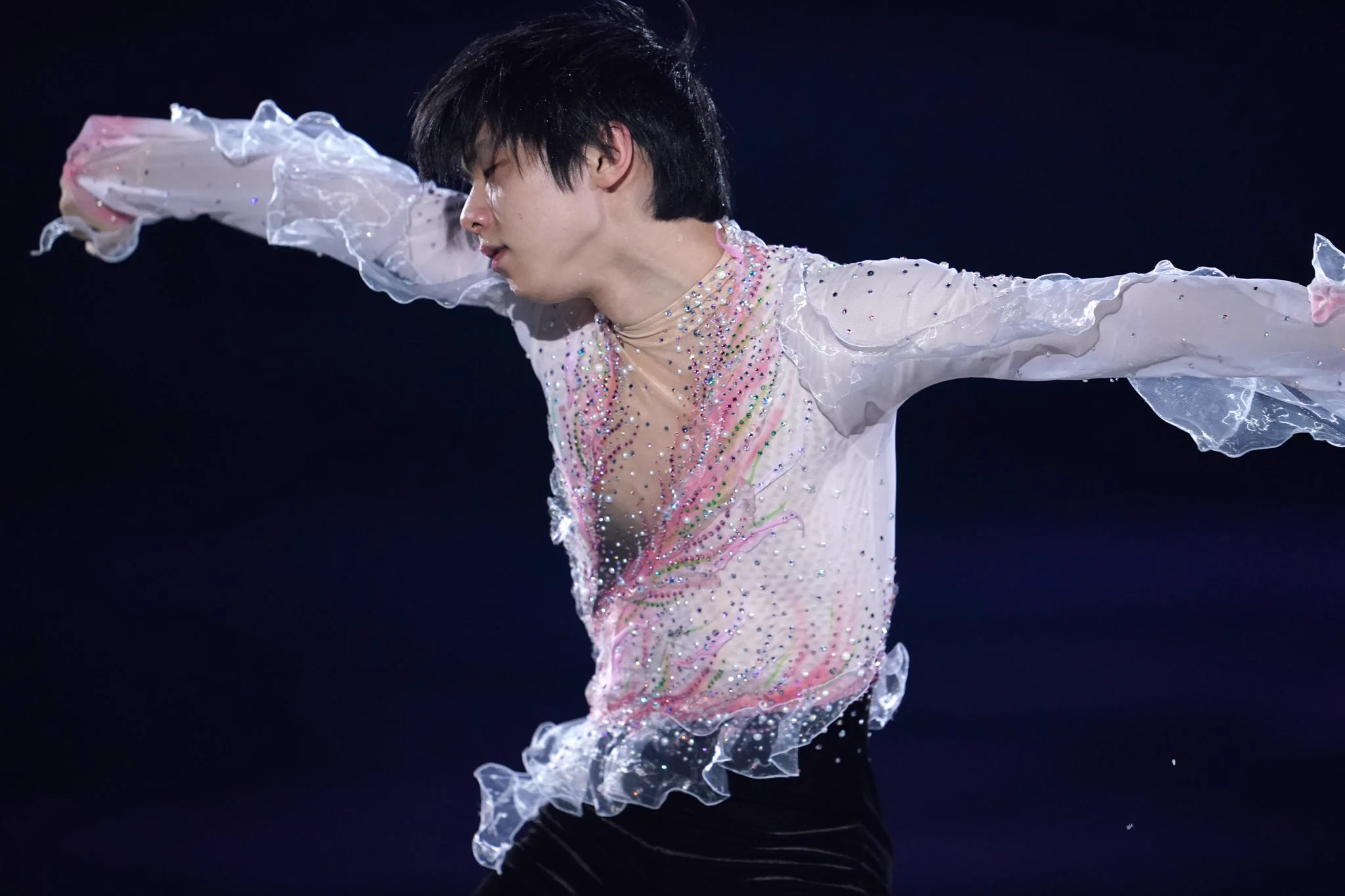 フィギュアスケートNHK杯、羽生結弦選手の「春よ、来い」www見る人の時間を止める