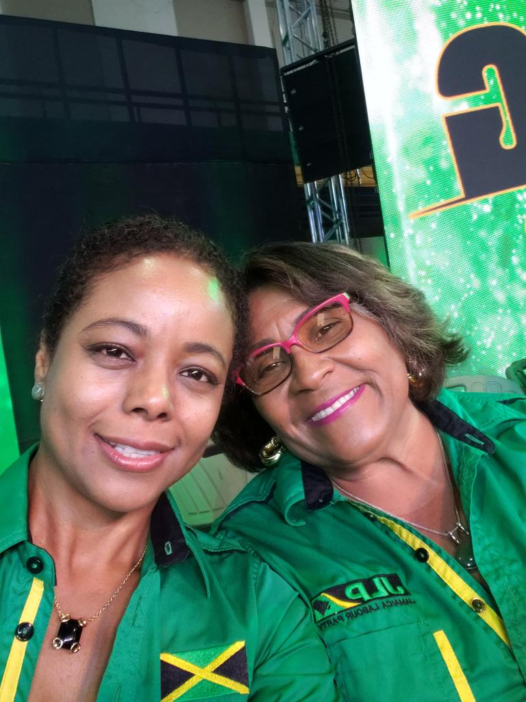 MalahooForteMP's tweet photo. @jlpjamaica #JLP76 with the indomitable #MammaD from #TrelawnySouth https://t.co/qoMkEsIjs5