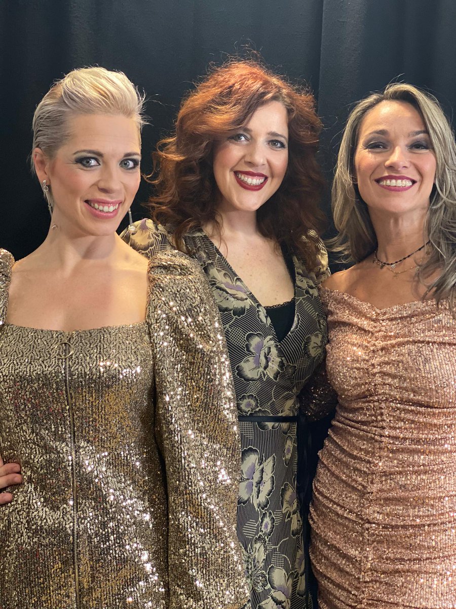 ❤️ El reparto estuvo compuesto por actrices y comunicadoras de la talla de Miriam Díaz-Aroca Mónica Galán Bravo Mireia Murguiondo Silvia Segovia - Elocuarte Cristina Serrato Beatriz Sanz Pérez Susana Gómez Foronda acompañadas por Vivian García y Juanma Romero