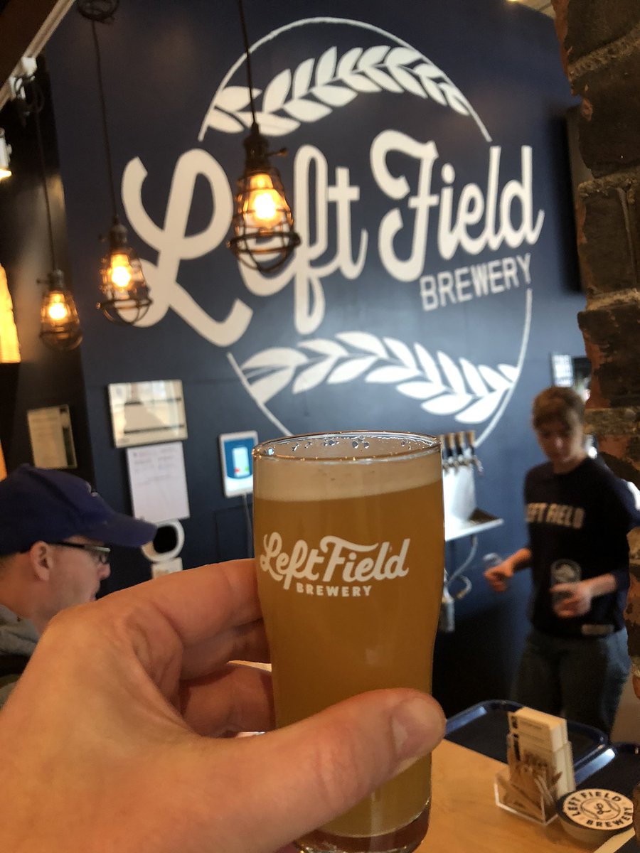 TobiasCode's tweet image. Warmed up just a tad for today’s @RunTOBeer. Delicious Big Train IPA at @LFBrewery after a “easy” 10km ⚾️🍺🏃🏻‍♂️