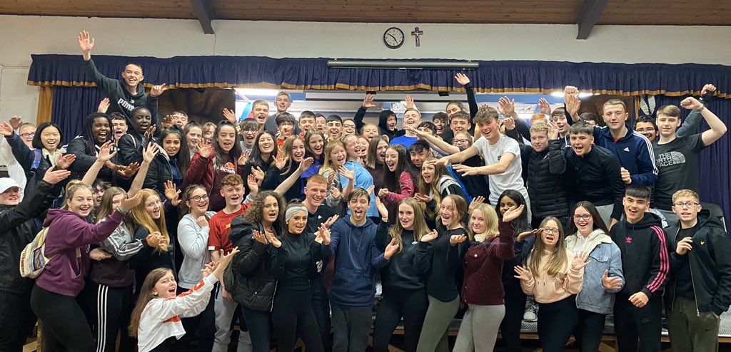 ciaranreade's tweet photo. The full cast of Seriously Elle 👩🏼⚖️🛍Weekend rehearsals ✅ It’s almost showtime! An exciting five days ahead for the TYs, making memories that will last a lifetime! @stjosephsrush @ceist1 @JudiOBoyle #TYinRush #friendship #wellbeing #SeriouslyElle #positivevibes #nottobemissed https://t.co/j48PRZUMZP