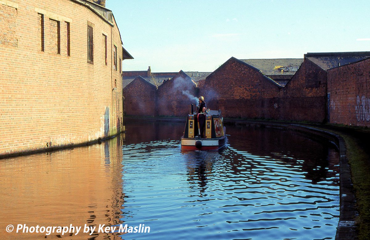 kevmaslin's tweet photo. Since 1987 I have shot thousands of images featuring all aspects of the #Birmingham Canal Navigations recording many changes. Here are just 2 from the slide archive featuring Perry Barr Locks and the Soho Loop.
#bcn250 
#canal250 
@BCNSociety 
@CanalRiverTrust 
@BirminghamWeAre https://t.co/nM5KrTGJrX