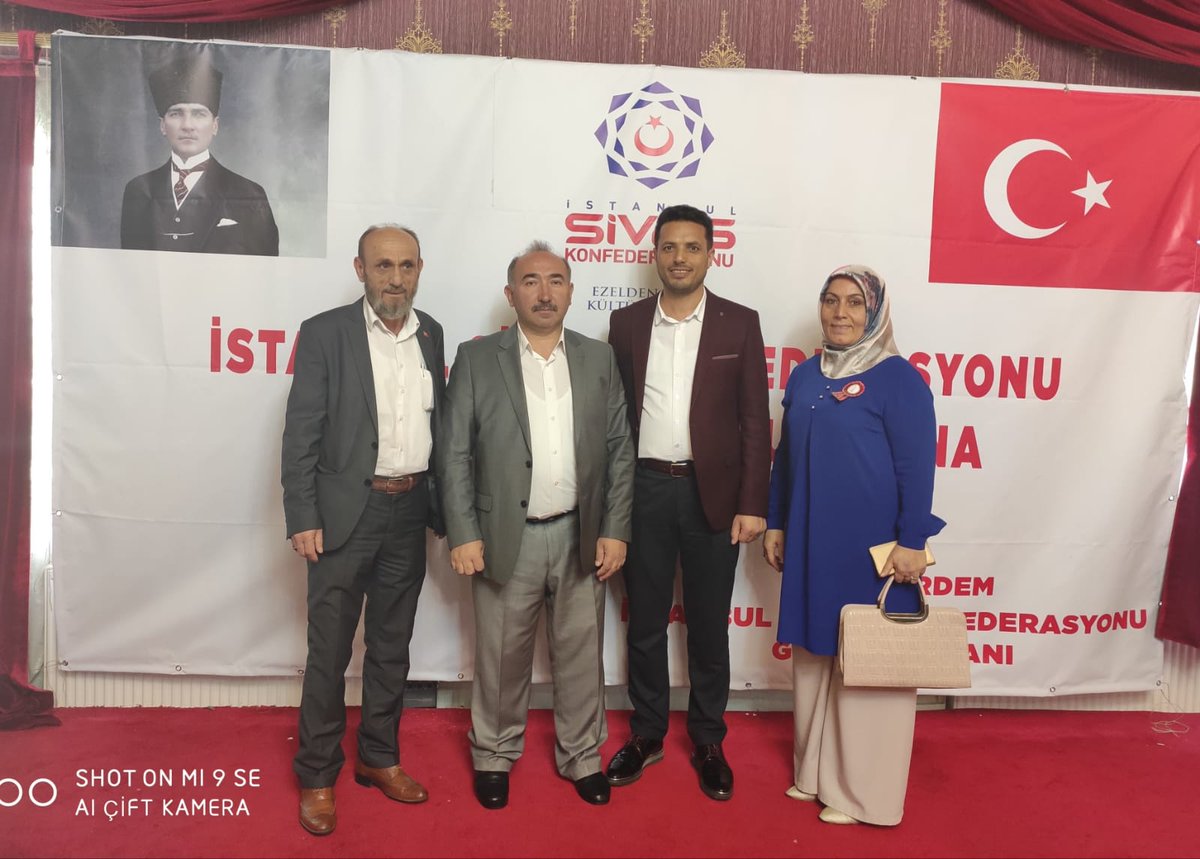 Recepbolukbasi5's tweet photo. Recep BÖLÜKBAŞI
İSKON YÖNETİM KURULU ÜYESİ
İSDERFED GENEL BAŞKAN YARDIMCISI
SULTANGAZİ'Lİ SİVASLILAR DERNEĞİ BAŞKANI #isderfed #sultangazibld #ZARA #ahdevefa https://t.co/hDLrkEoM99