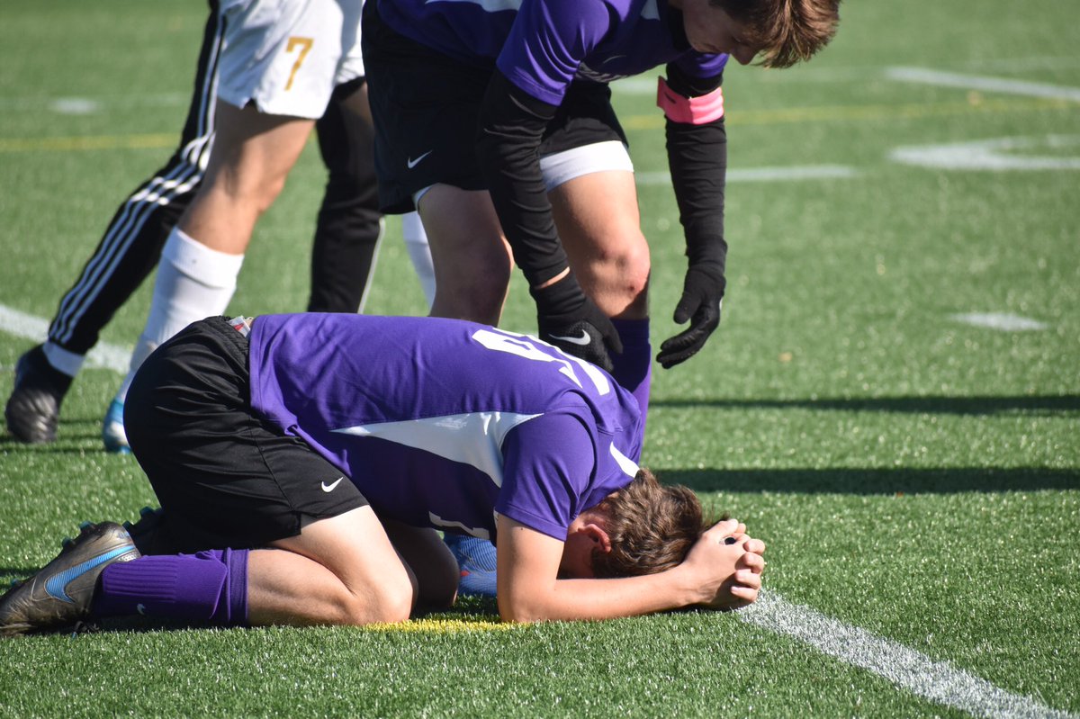Then in Class M boys soccer,  @StonBoysSoccer handed Ellington it’s first loss of the season to win the Class M state championship. “I couldn’t be prouder of these guys.”  https://www.courant.com/sports/high-schools/hc-sp-ellington-stonington-boys-soccer-20191123-20191123-m2jtbh7gkjf2zkg6l66eb45aoi-story.html#nt=oft-Double%20Chain~Feed-Driven%20Flex%20Feature~breaking-feed~unnamed-feature~~21~yes-art~automated~automatedpage