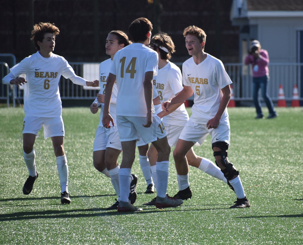 Then in Class M boys soccer,  @StonBoysSoccer handed Ellington it’s first loss of the season to win the Class M state championship. “I couldn’t be prouder of these guys.”  https://www.courant.com/sports/high-schools/hc-sp-ellington-stonington-boys-soccer-20191123-20191123-m2jtbh7gkjf2zkg6l66eb45aoi-story.html#nt=oft-Double%20Chain~Feed-Driven%20Flex%20Feature~breaking-feed~unnamed-feature~~21~yes-art~automated~automatedpage