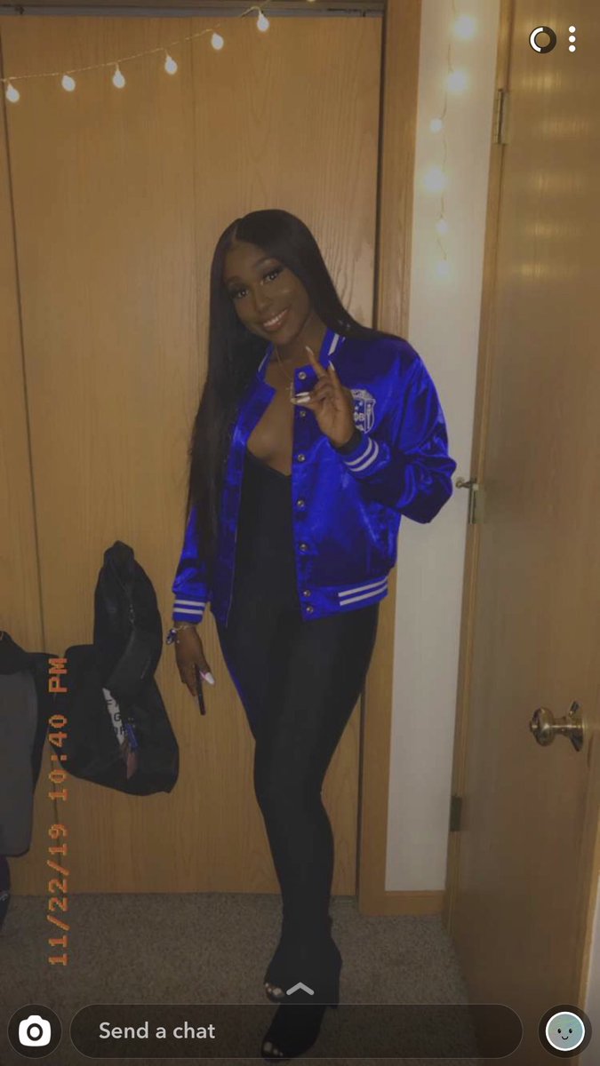 baodueze's tweet photo. It only took five and of course I’m the Pearl. Allow me to reintroduce myself Pearl Proficient 😻
#ΗΔ Made 💙🕊 https://t.co/HXMypnjOup