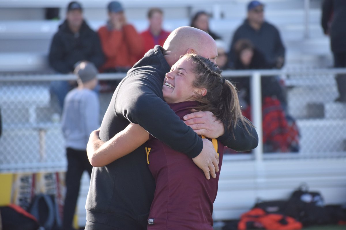 Granby had no troubles in Class M, capping off a 20-0 season with a 6-1 win over Plainfield in the state title game. It’s the second ‘chip for  @GranbySports in three years. “It’s just the best way to go out with a win.”  https://www.courant.com/sports/high-schools/hc-sp-hc-sp-granby-plainfield-girls-soccer-20191123-20191123-awmo7gujbjfelfhvc6vi6n64vq-story.html#nt=oft-Double%20Chain~Feed-Driven%20Flex%20Feature~breaking-feed~unnamed-feature~~17~yes-art~automated~automatedpage