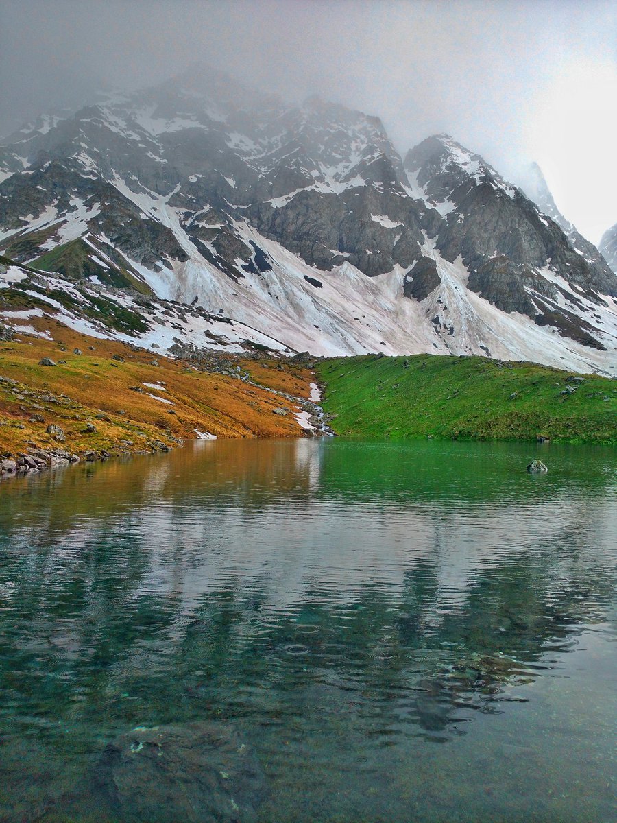 TripToGeorgia's tweet photo. Abudelauri colorful lakes,

Chaukhi mountain

Walking tour from #roshka village https://t.co/a87uaKP7go