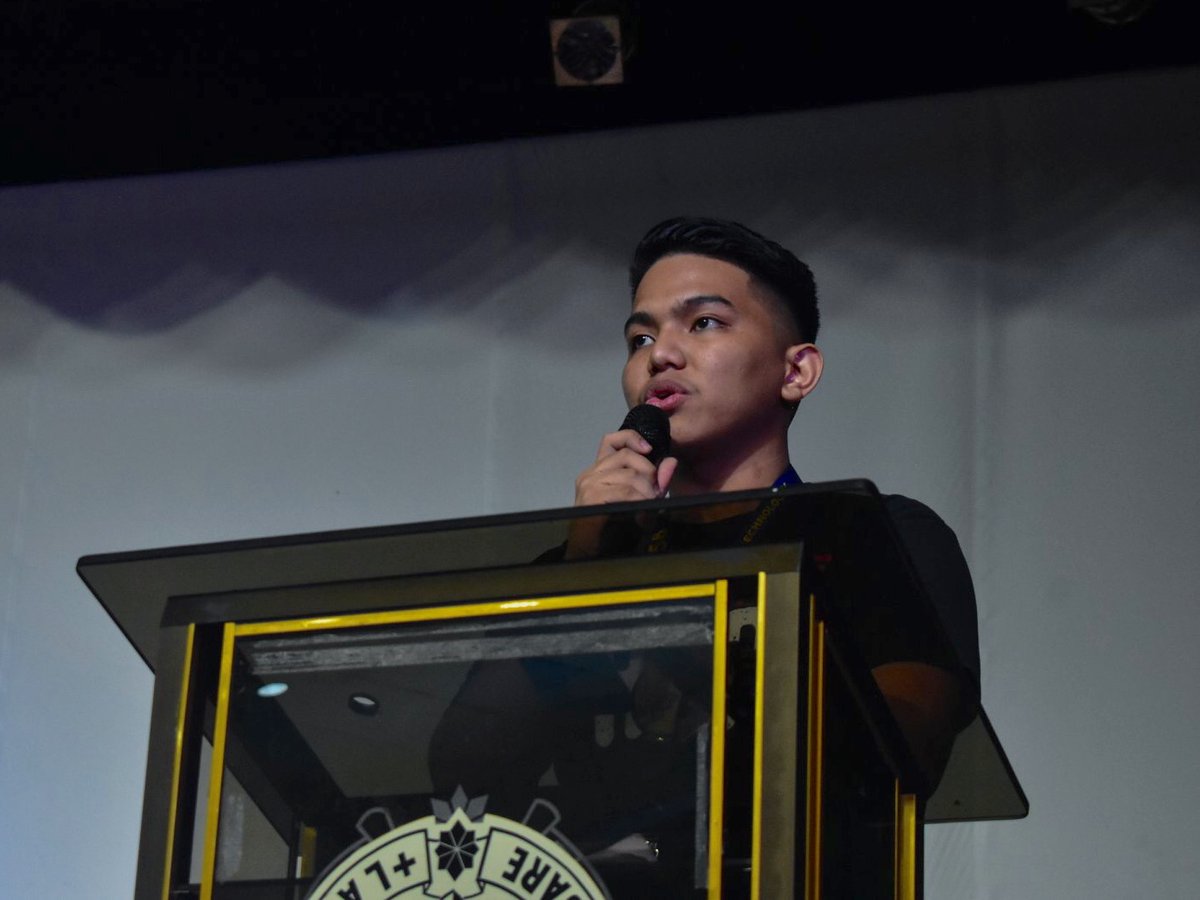 renzistweeting's tweet photo. share ko lang mga pictures ko nung #ADONAI2019 ๐๐ปโโ๏ธ
๐ธ: Letran Media Works https://t.co/v2Y7PSqdx6