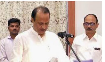 BhatkhalkarA's tweet photo. I am in the NCP and shall always be in the NCP and Pawar Saheb is our leader.
Our BJP-NCP alliance shall provide a stable Government in Maharashtra for the next five years which will work sincerely for the welfare of the State and its people. @AjitPawarSpeaks tweets https://t.co/ODwndFG0VI