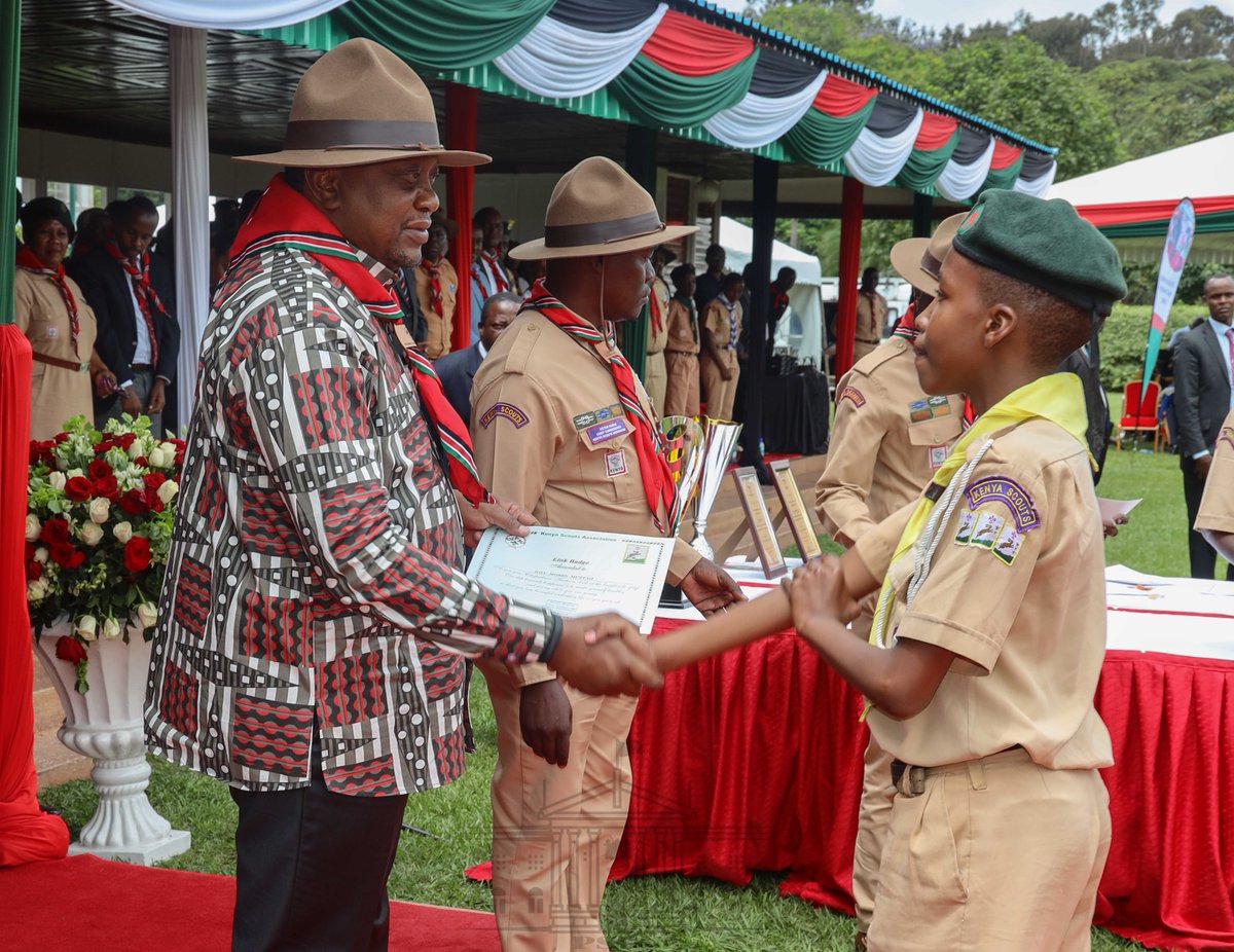 4/4 During the Kenya Scouts Association Patron's Day event at State House,  Nairobi, the President presented several awards to exemplary scouts as well  as other State and non-State entities for their outstanding, image size:1200x926