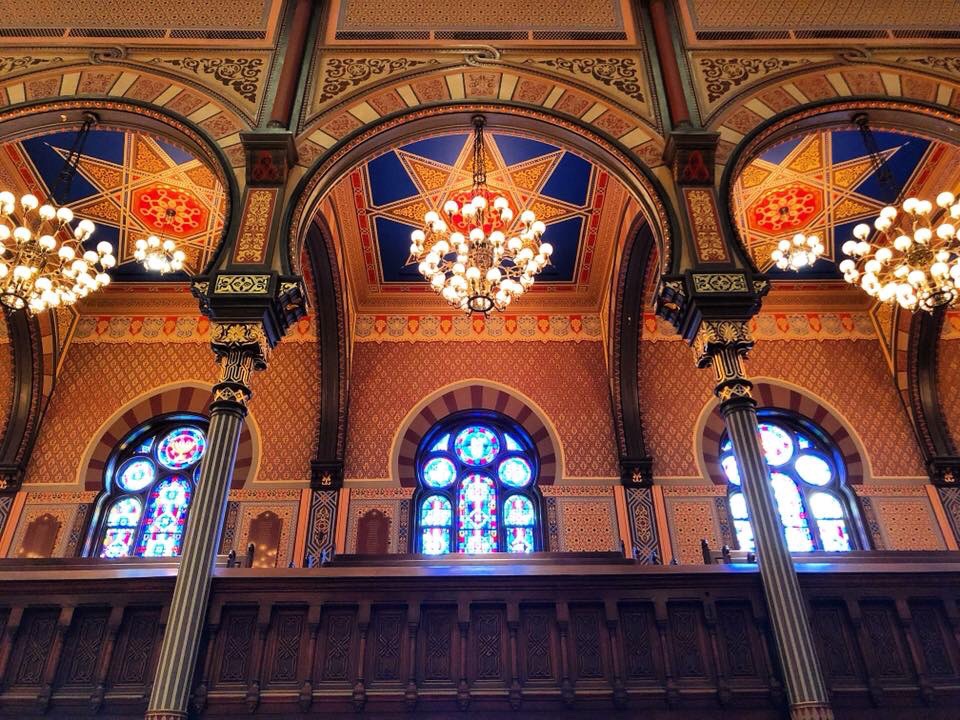 The masterful polychromatic decorative scheme of the New York Central Synagogue, Henry Fernbach, 1870-2