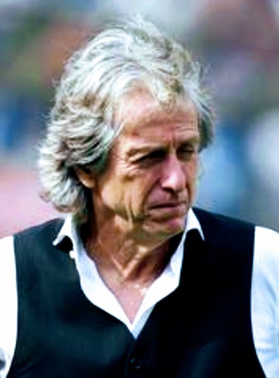 Revolução no futebol brasileiro ! 
Jorge Jesus promove uma nova reflexão sobre o futebol. Depois do 7X1, surge um novo motivo de pressão aos tec. brasileiros, as mesmices persistiram, JJ teve que vir para abrir-lhes os olhos. Libertadores e Brasileirão é só o começo.