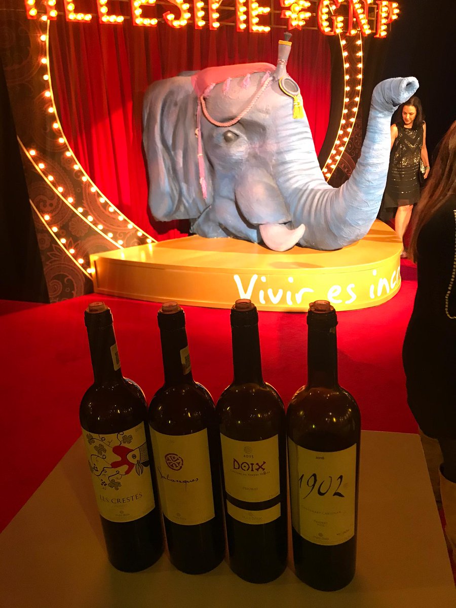 masdoix's tweet photo. 🍷 MÉXICO 🇲🇽
Muy contentos de haber participado en un gran evento que ha durado 3 días 🔝
.
¡Muchas gracias a todas las personas que nos han hecho sentir como en casa!👏🏻
.
#MasDoix
#DOttoWine #MillesimeGNP #MasDoixWinery #LesCrestes #Salanques #Doix #1902CC #Priorat #PrioratWine https://t.co/ORDznbS9pd