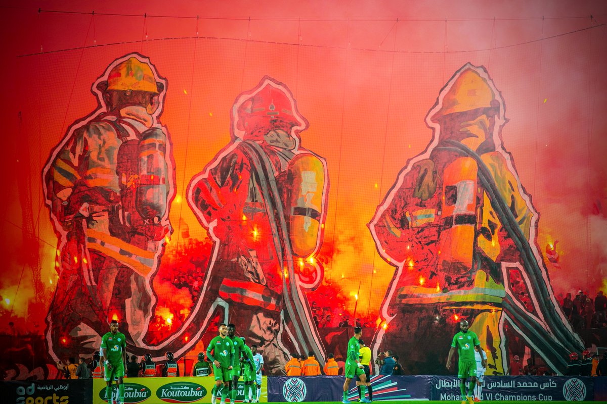 The fans brought the show for the Casablanca derby between Wydad and Raja 😲🔥