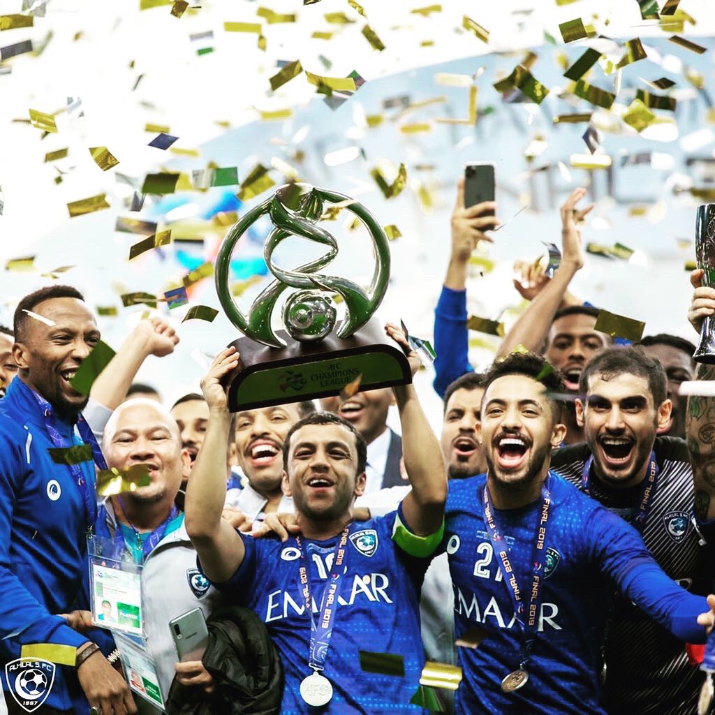 nasser70_na's tweet photo. صور للتاريخ ..
صور للعُمر ..
الحُلم يتحقق ..
#الهلال_بطل_آسيا 2019 🏆💙. https://t.co/ItIyjqyWAd