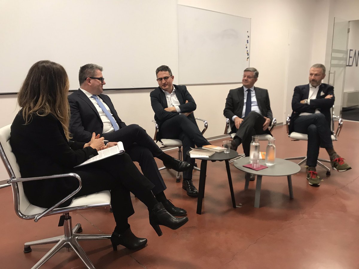 4.0 e incontri d'autore per i visitatori di <a href="/CONSIDIofficial/">CONSIDI S.p.A. (Società Benefit)</a>, dove sono iniziate le attività pensate per Open Factory: dalla scoperta del Lean Transformation aziendale alla presentazione del libro ""Intelligenza artificiale, ultima chiamata"" di Stefano da Empoli. 
#openfactory