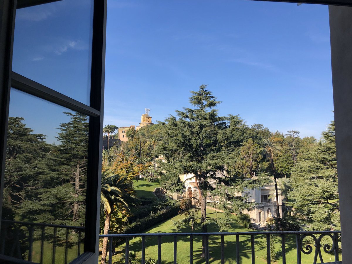 Two kinds of windows I’ve encountered within The Vatican Museum, where they show the beautiful outside gardens (especially when being accompanied by The Sun). I believe that these sights are fantastic additions towards the wonderful museum.