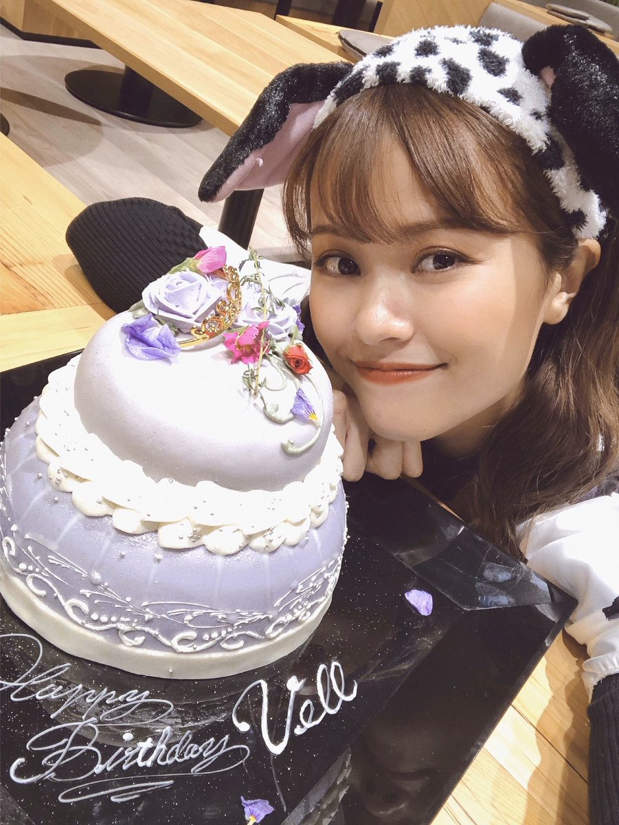 yucchi_vell's tweet photo. #LetVellsMagicBegin 
@VellTube 

あと少しで27歳のお誕生日終わっちゃうね早い🥺
ゆっくり休んでね〜おやすみなさい！ https://t.co/kOS4s0TfGd