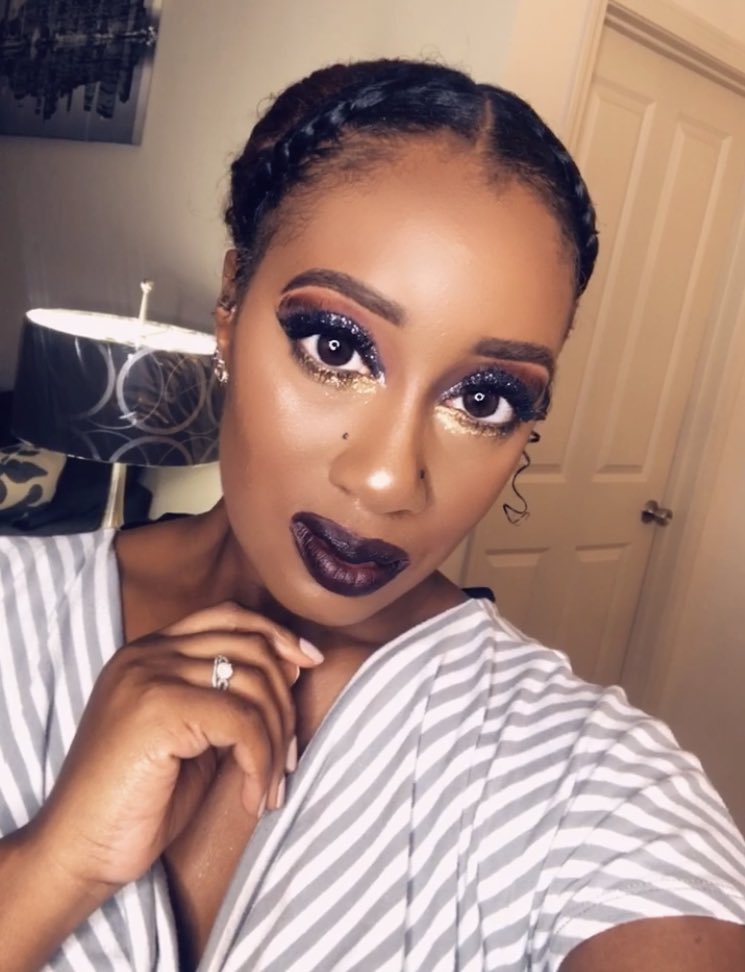 NinaSoGlamorous's tweet photo. @moongirlashes https://t.co/A3yWHfC5k5