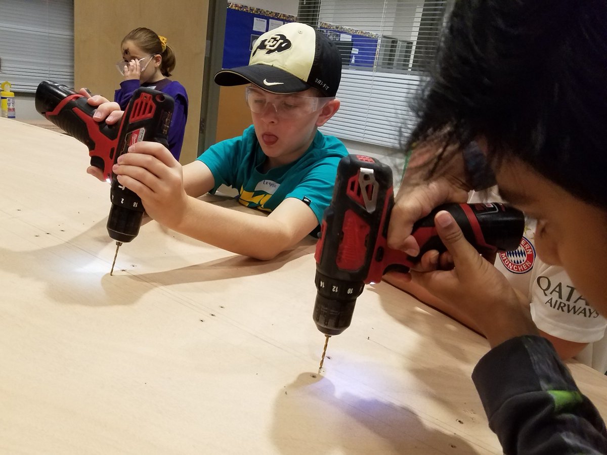 More photos from Sato Elementary School! This student-built #boat is really coming along!
#boatbuilding develops an array of academic, practical, and social skills.  Our projects promote #criticalthinking, collaboration, communication, and creativity!
#pbl #handsonlearning #stem