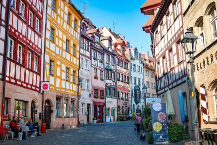 UTOvacation's tweet photo. Explore Central Europe in 11 breathtaking days at an unbelievable price!  #travellingthroughtheworld        
 
https://t.co/LQRDpbIXjf https://t.co/1z7WhhvEyW